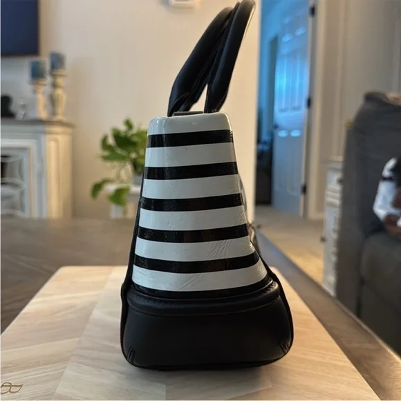 Kate Spade Black and White Striped Handbag - Picture 4 of 11